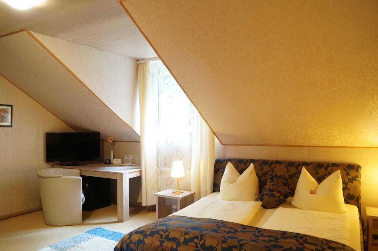Hotel Postkeller Krumbach Esterno foto
